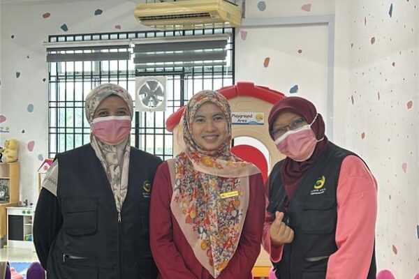 sakura-KLINIK AWLA COME TO SCHOOL LITTLE CALIPHS (30)