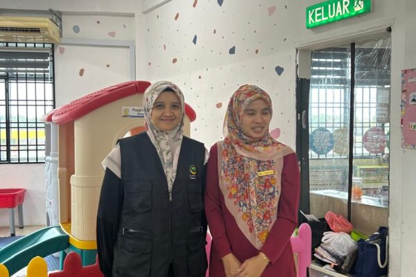 sakura-KLINIK AWLA COME TO SCHOOL LITTLE CALIPHS (38)