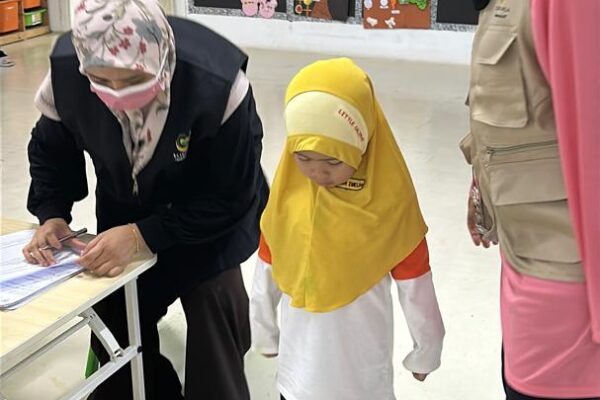 sakura-KLINIK AWLA COME TO SCHOOL LITTLE CALIPHS (9)