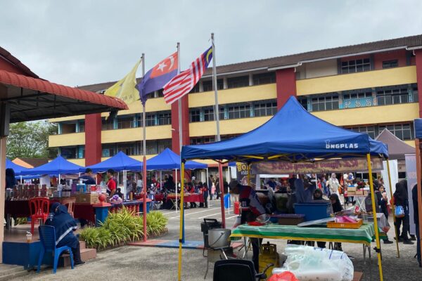 sakura-KLINIK AWLA COME TO SCHOOL SK BUKIT GAMBIR (16)