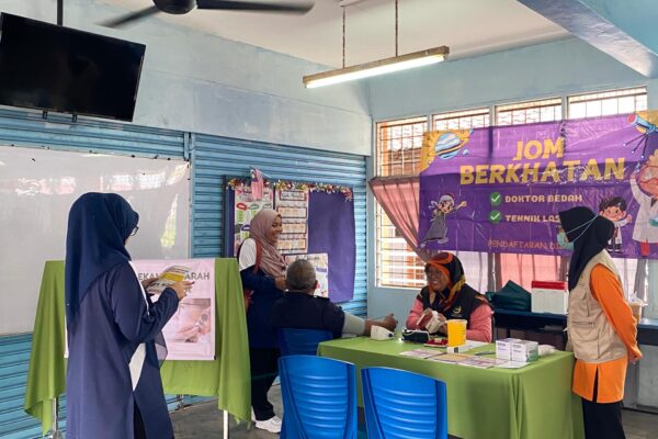 sakura-KLINIK AWLA COME TO SCHOOL SK BUKIT GAMBIR (23)