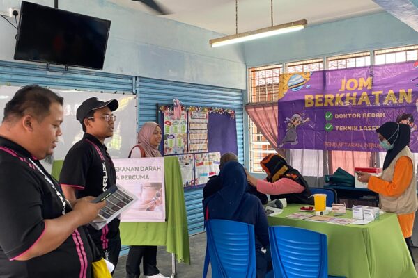 sakura-KLINIK AWLA COME TO SCHOOL SK BUKIT GAMBIR (27)