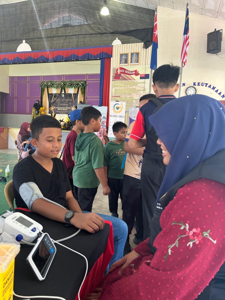 sakura-KLINIK AWLA COME TO SCHOOL SK KOTA RAJA (4)