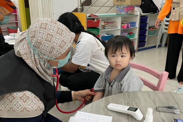 sakura-KLINIK AWLA COME TO SCHOOL TEN TOES (1)