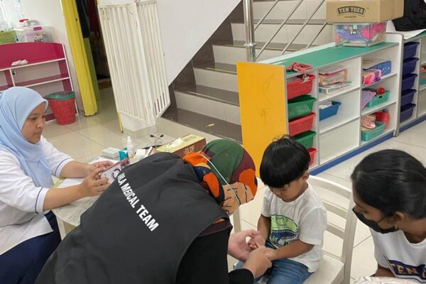 sakura-KLINIK AWLA COME TO SCHOOL TEN TOES (6)