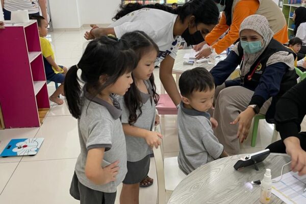 sakura-KLINIK AWLA COME TO SCHOOL TEN TOES (7)